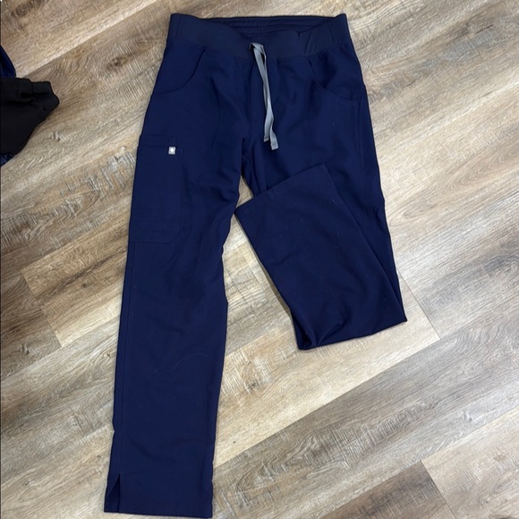 Figs kade cargo pants - Picture 1 of 2